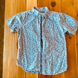 Old navy button up shirt